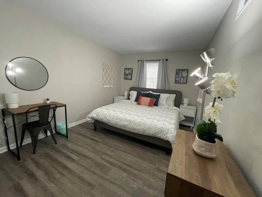 * Prime Place * Pet Friendly * King Bed * Durham Luaran gambar